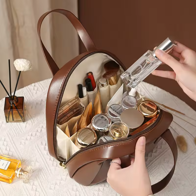 LumiLuxe™ - Travel Beauty Bag